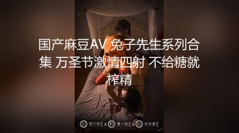  大奶熟女阿姨 跟老公打着电话被强上了 被小哥哥操的很舒坦