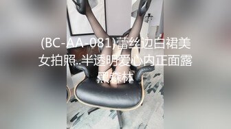 黑丝制服露脸性感女神的诱惑，无毛白虎逼掰开骚穴给狼友看特写，道具抽插自己抠的骚逼直流淫水，呻吟可射