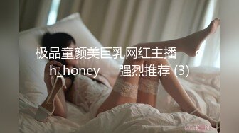 【与妈妈乱伦生活】 和网友3P妈妈惊掉下巴酒后乱性又上了小姨。跟老妈在火车上做爱