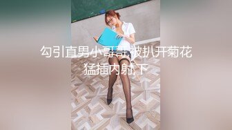 推特网黄巨乳人妻熟女赤鳞狂舞 穿着高跟情趣婚纱牵着狗链被粉丝后入内射逼里4K高清