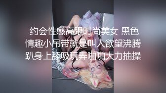 【新片速遞】  中年小夫妻豹纹情趣衣露脸卖力深喉口女上位无套打桩