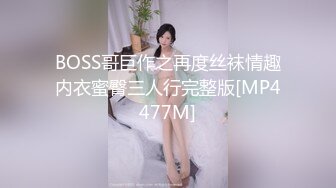 清纯小妹秒变淫荡欲女，露脸诱惑狼友撩骚脱光了自慰骚穴