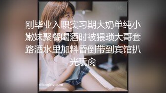 商场女厕全景偷拍短发嫩妹会动的大肥鲍