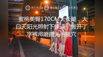 变态眼镜肥男花了点钱把邻居77岁老太领到家中打炮还洗个鸳鸯浴没想到老太对打炮吃J8特有兴趣果然是老司机国语对白信息量很大