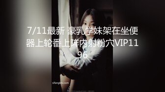 快手好身材小妹『薇薇Vivian』脱衣全裸热舞 床上大奶乳摇M腿露骚穴