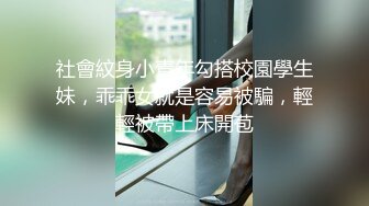 商场女厕全景偷拍珠宝店黑丝美女职员的极品美鲍